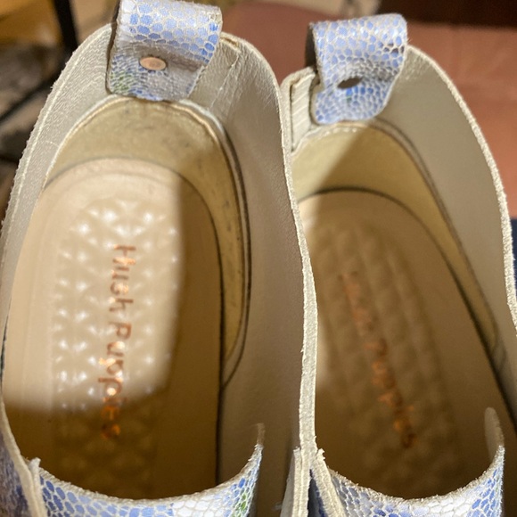 HUSH PUPPIES leather lace up booties. Beautiful blue shimmer floral pattern. - Picture 9 of 9